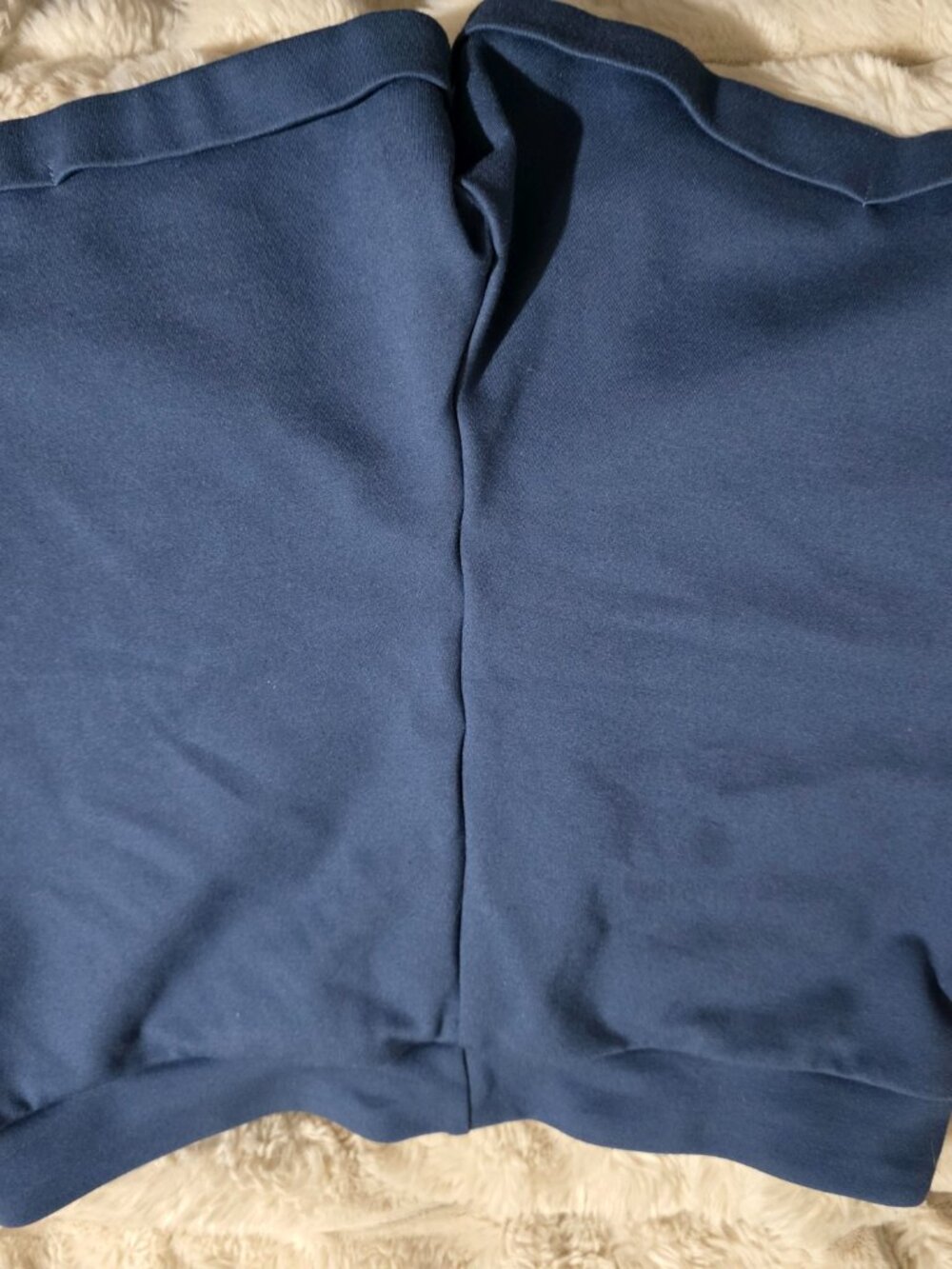 Halara size medium - Picture 2 of 3